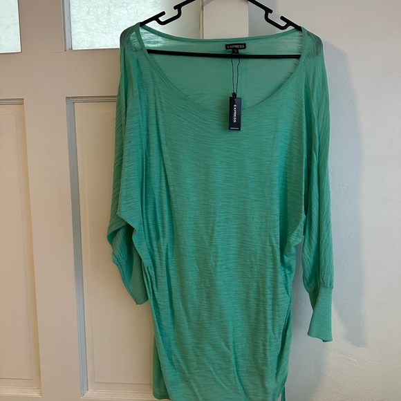 Express Green Oversized 3/4 Sleeve Tunic - Picture 1 of 3